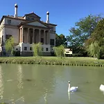 Dimora Naviglio Bed & Breakfast
