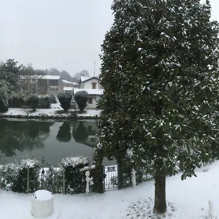 Dimora Naviglio 3* دولو