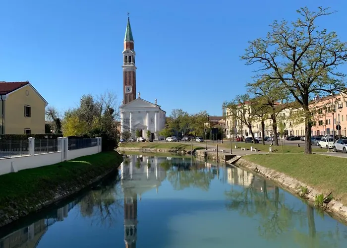 Frühstückspension Dimora Naviglio 3*