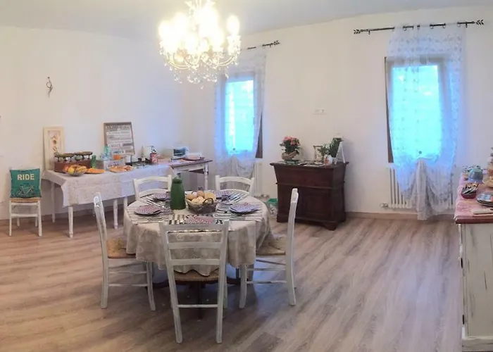 Frühstückspension Dimora Naviglio 3*