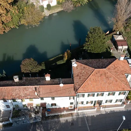 Dimora Naviglio Bed & Breakfast 3*