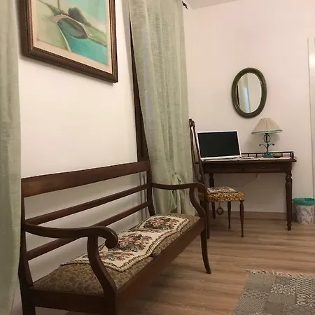 Alojamento de Acomodação e Pequeno-almoço Dimora Naviglio