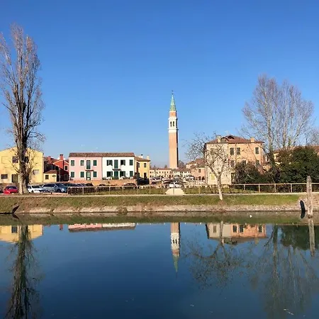 Bed & Breakfast Dimora Naviglio 3*