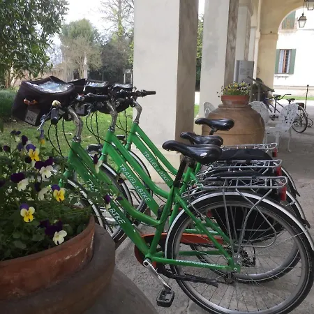 Bed & Breakfast Dimora Naviglio 3*