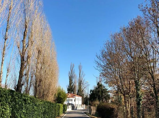 Dimora Naviglio 3* 돌로